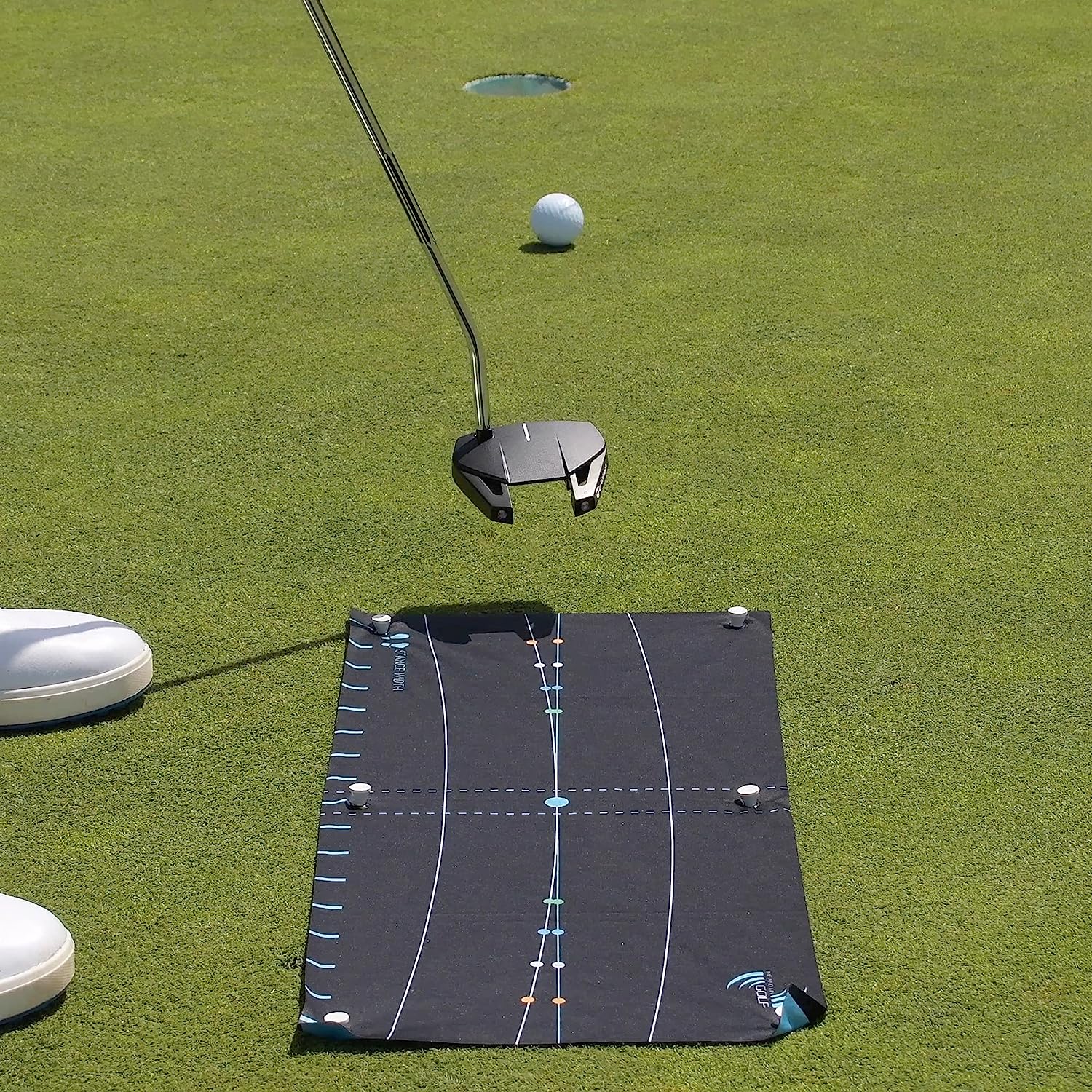 Me And My Golf Stroke Trainer - Putting Arc and Aim Target