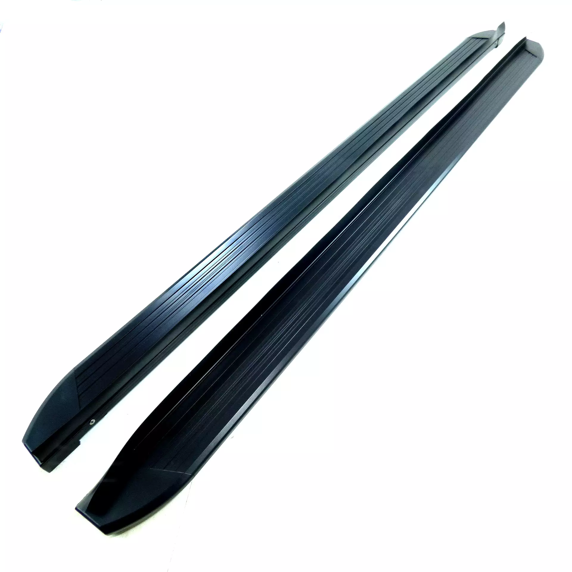 Orca Side Steps Running Boards for Land Rover Discovery 3 and 4