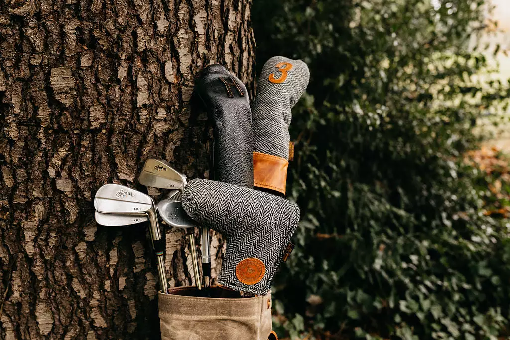 Redan putter cover in Harris Tweed Brown Herringbone